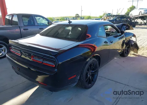 2018 Dodge Challenger R/T Plus из США, поврежденный, VIN 2C3CDZBT5JH333597
